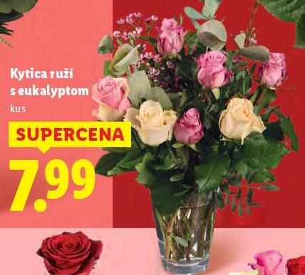 Kytica ruží s eukalyptom